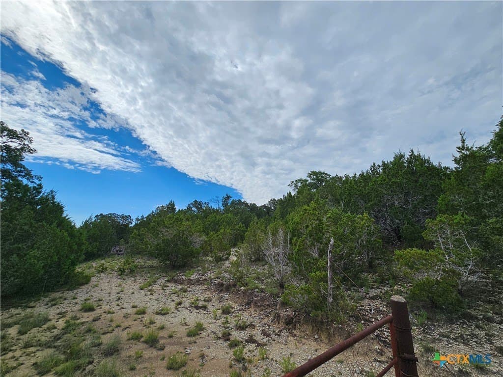 13.97 acres in Lampasas County gallery image 4