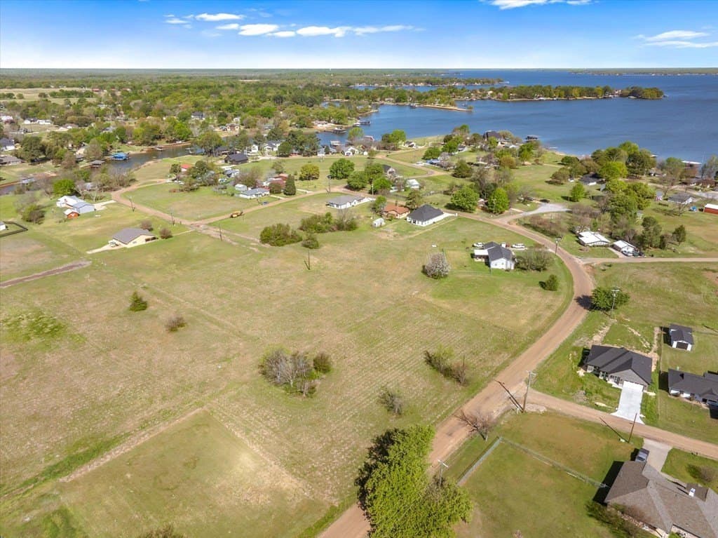 0.77 acres in Henderson County - photo 6