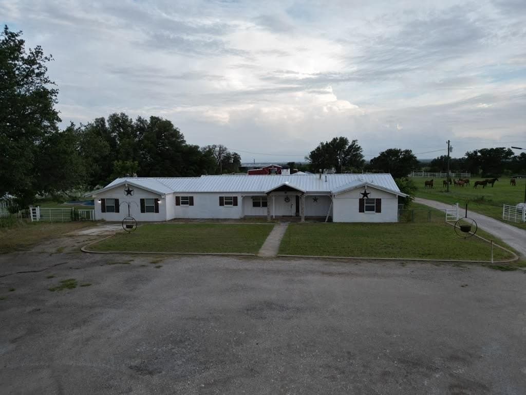 297.64 acres in Comanche County - photo 24