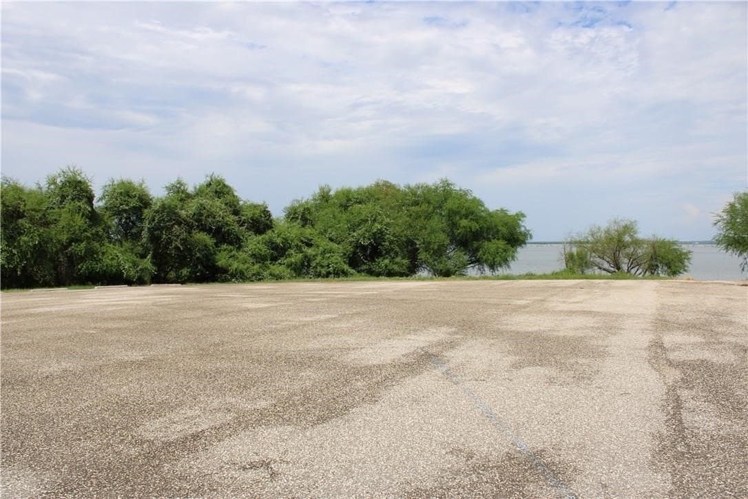 2.15 acres in Live Oak County gallery image 2