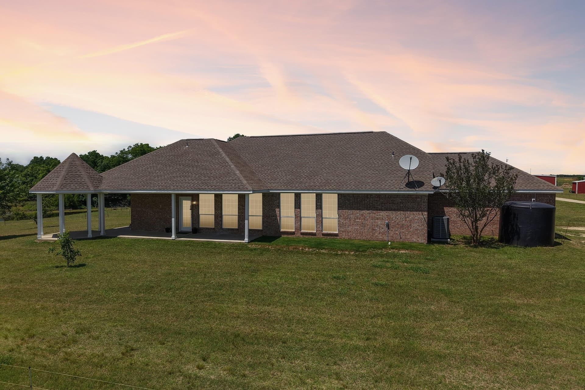 28.05 acres in Navarro County gallery image 2