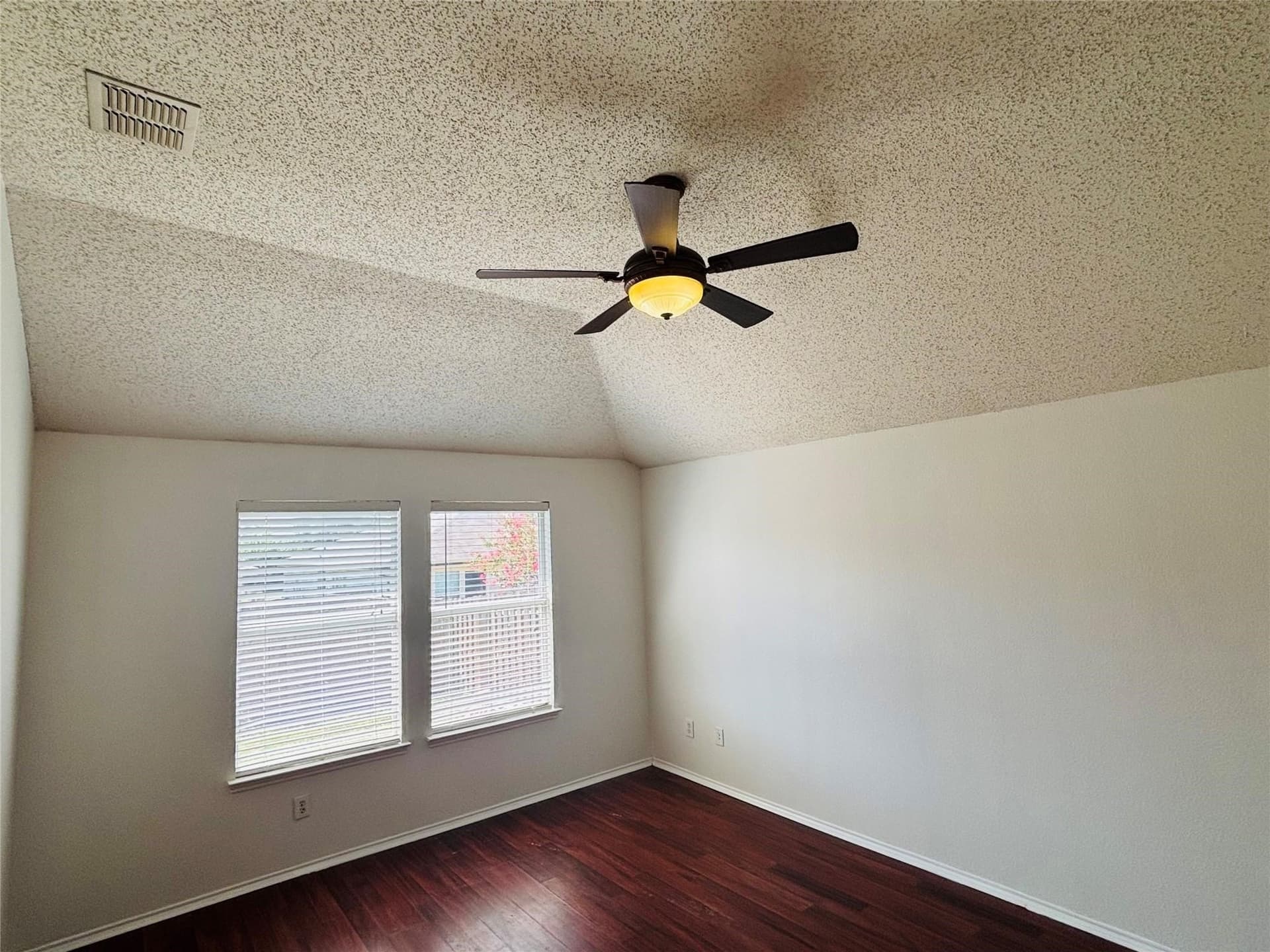 14 acres in Kaufman County - photo 8