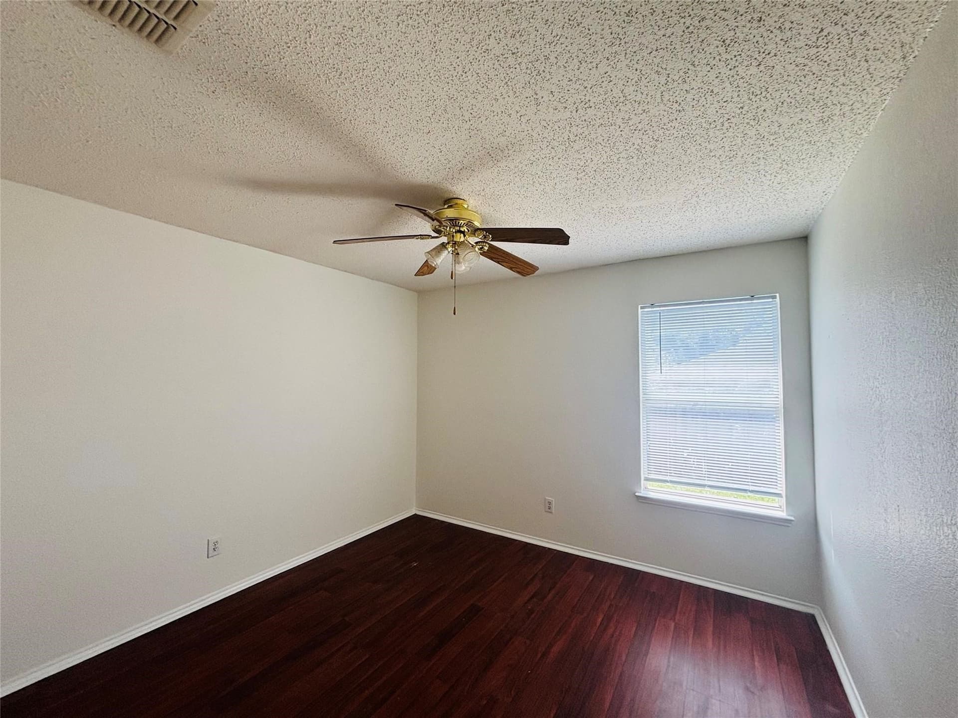 14 acres in Kaufman County - photo 13