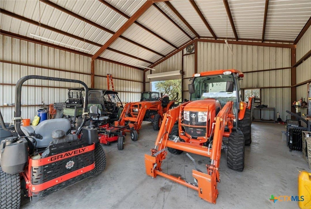 103.89 acres in Burnet County - photo 7