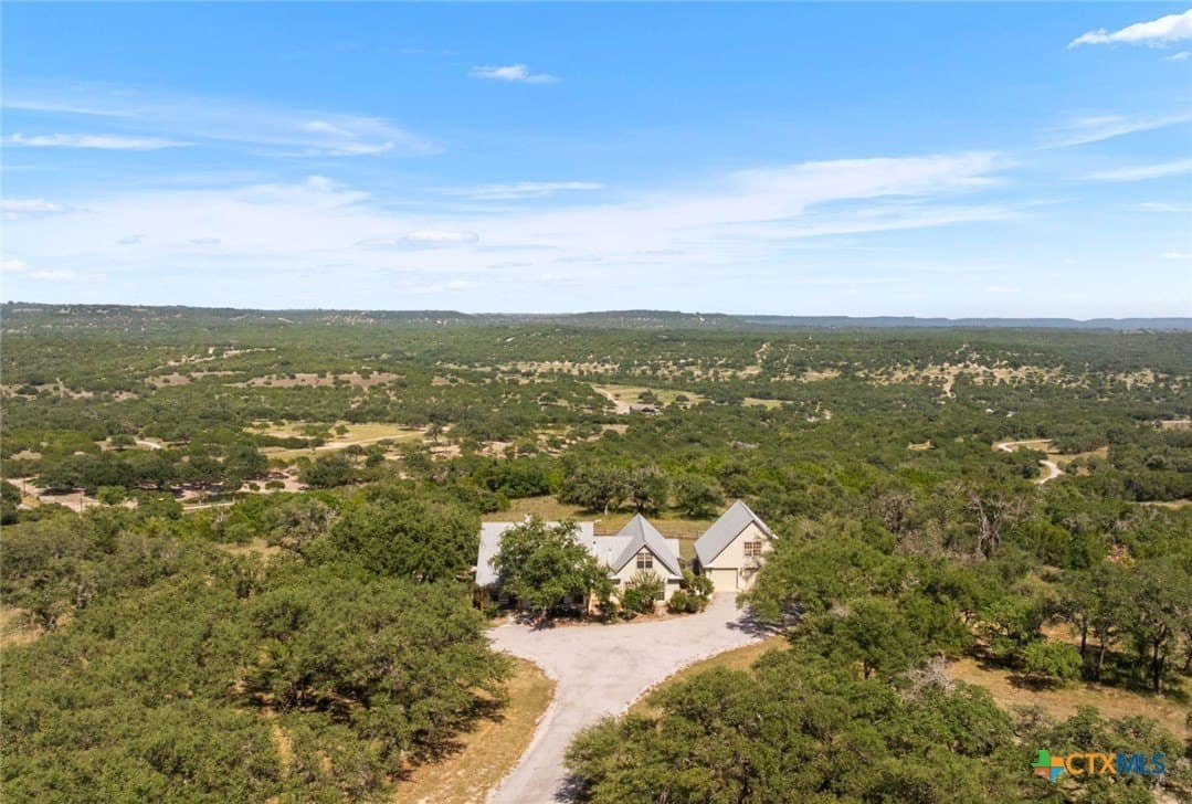 103.89 acres in Burnet County - photo 2