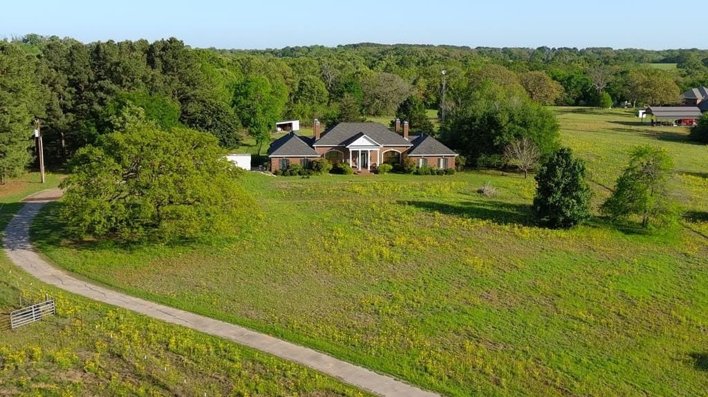 15.98 acres in Henderson County - photo 52