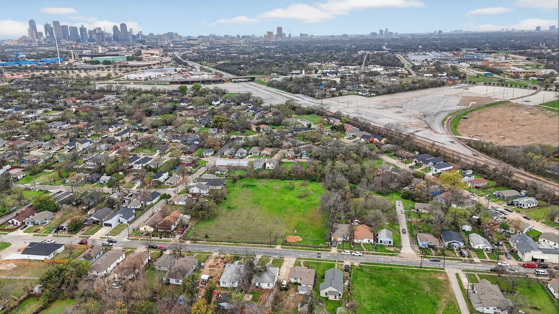 1 acres in Dallas County - photo 9