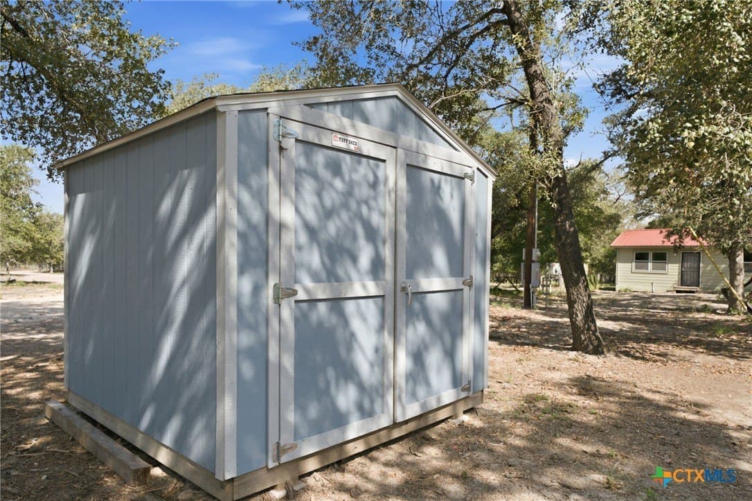 10 acres in Guadalupe County - photo 26