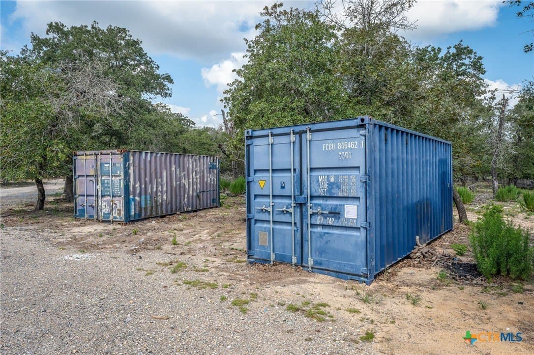 10 acres in Guadalupe County - photo 27