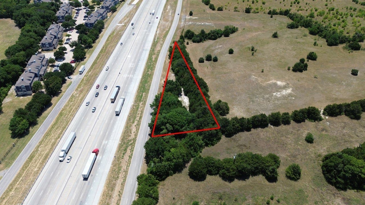 0.76 acres in Ellis County gallery image 4