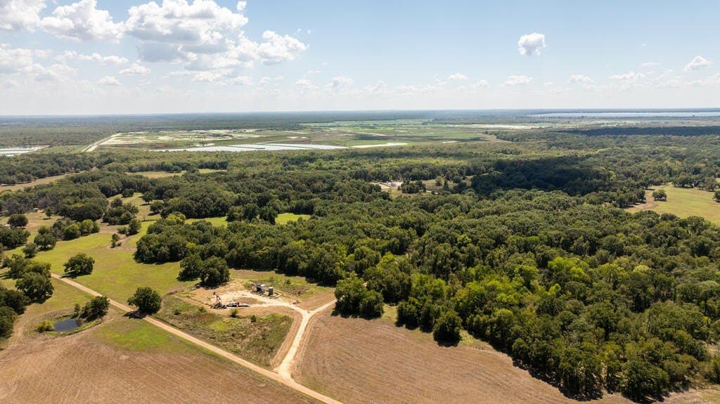 25.48 acres in NAVARRO County - photo 18