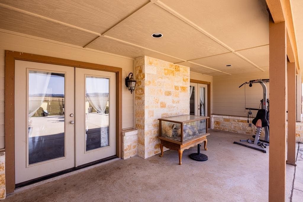 10 acres in Bandera County - photo 25