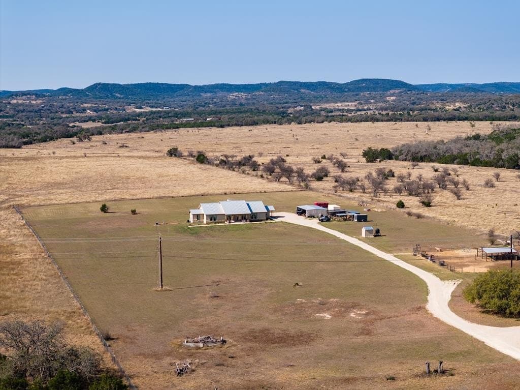 10 acres in Bandera County - photo 42