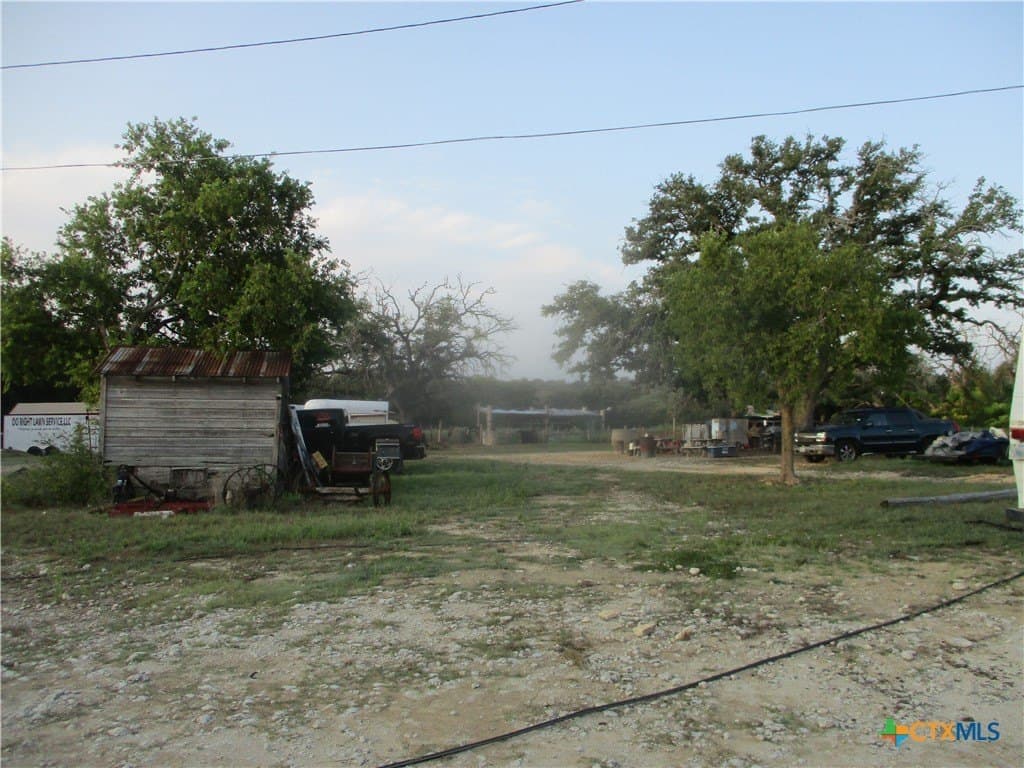8.06 acres in Lampasas County gallery image 3