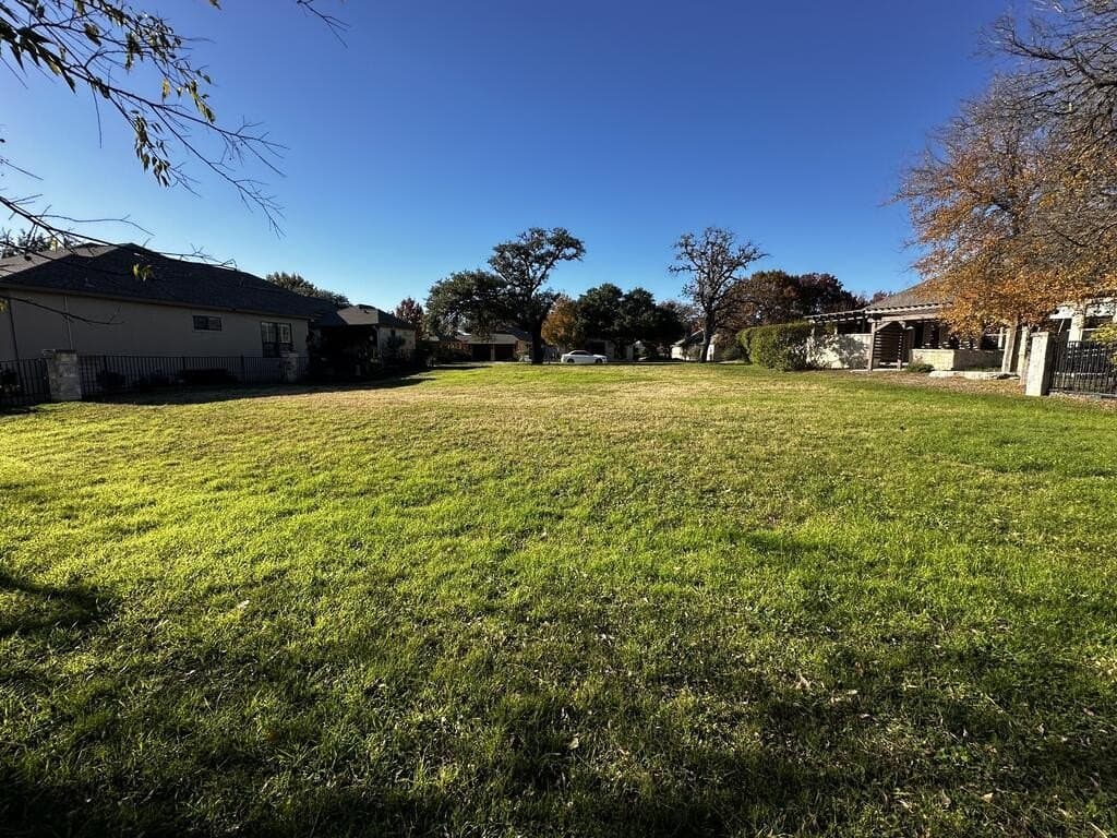 0.28 acres in Kerr County - photo 3
