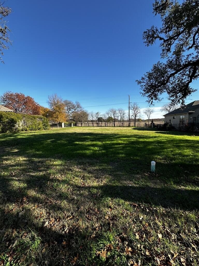 0.28 acres in Kerr County - photo 2