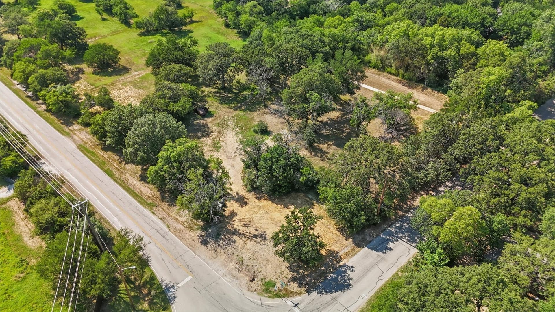 1.02 acres in Denton County gallery image 4