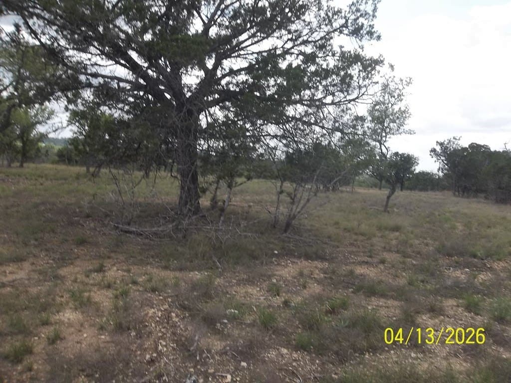3.05 acres in Kerr County - photo 11