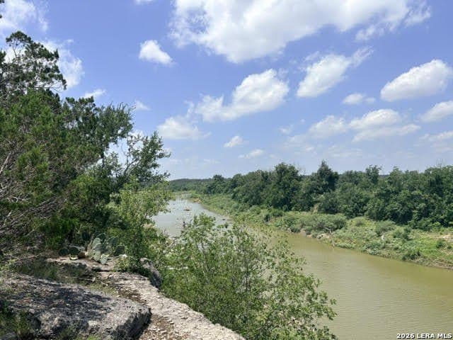 1.22 acres in Comal County gallery image 2