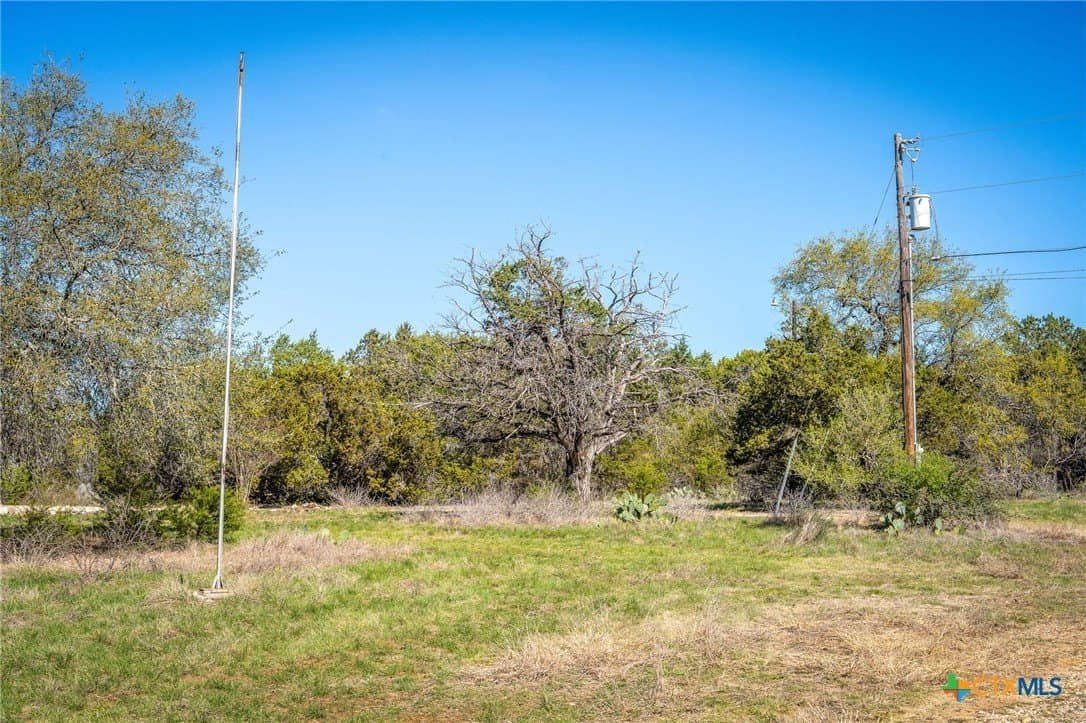 11.93 acres in Comal County - photo 10