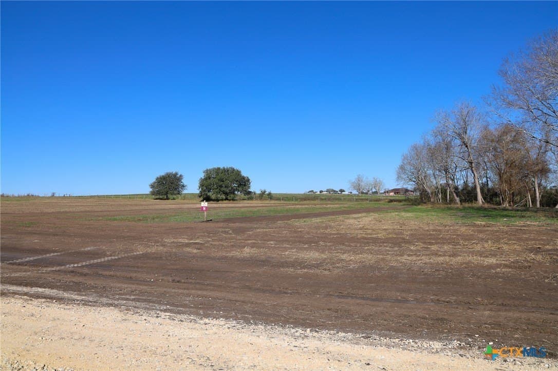 2.41 acres in Lavaca County - photo 9