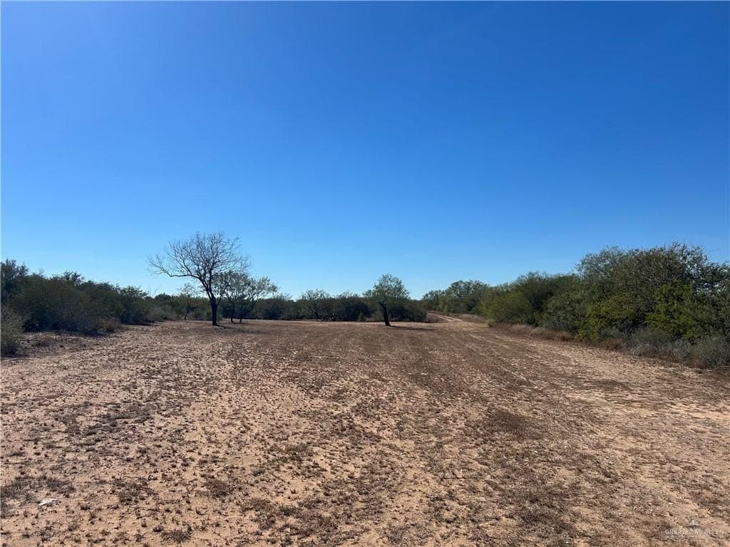 21.24 acres in Duval County - photo 17