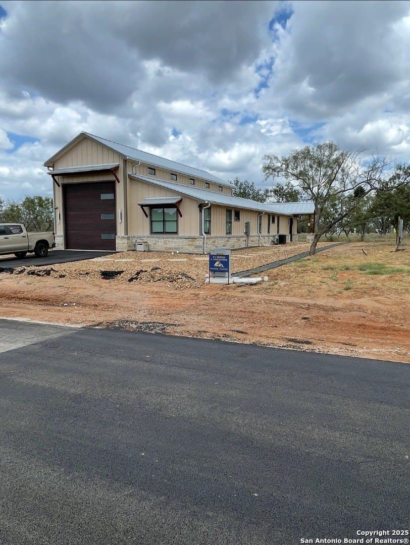 0.21 acres in Gillespie County - photo 8