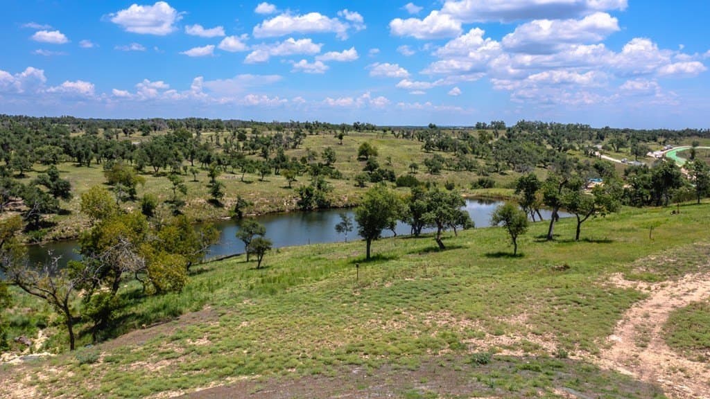 1.09 acres in Gillespie County gallery image 2