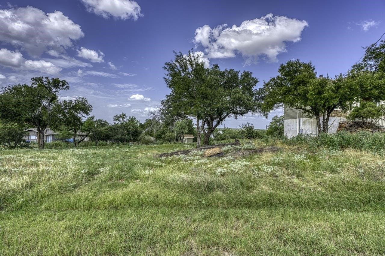 0.39 acres in Llano County