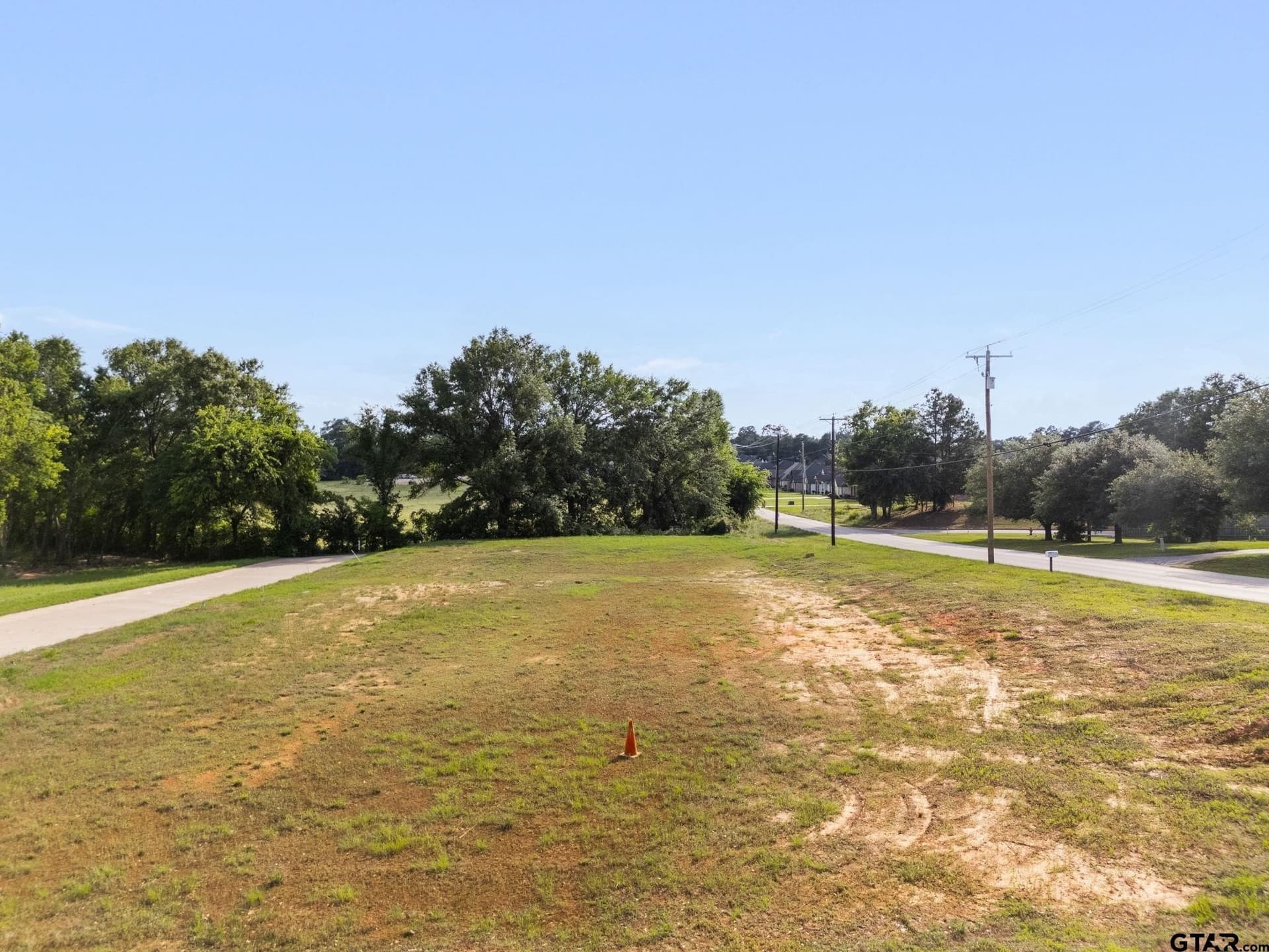 0.56 acres in Smith County gallery image 4