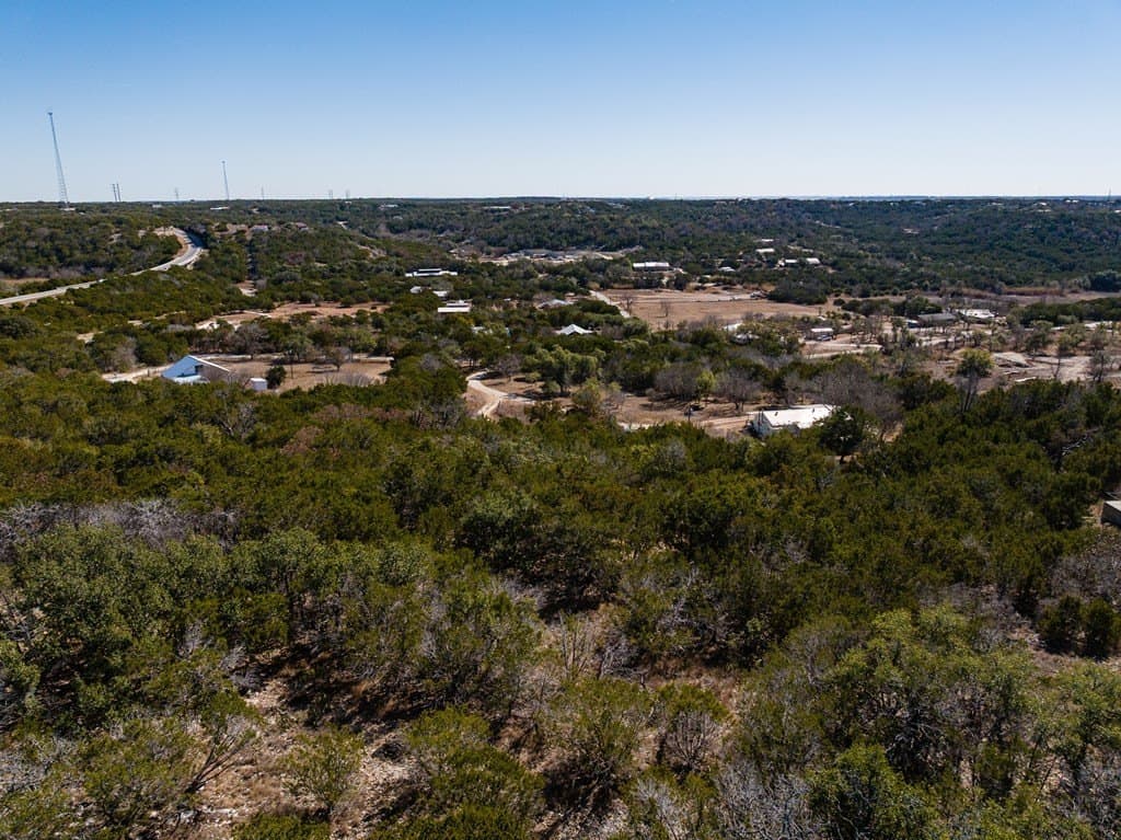 0.84 acres in Kerr County gallery image 3