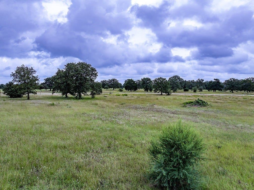 4.89 acres in Fayette County gallery image 4