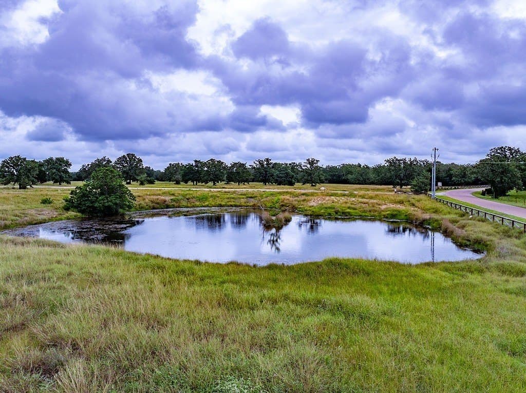 4.89 acres in Fayette County gallery image 2