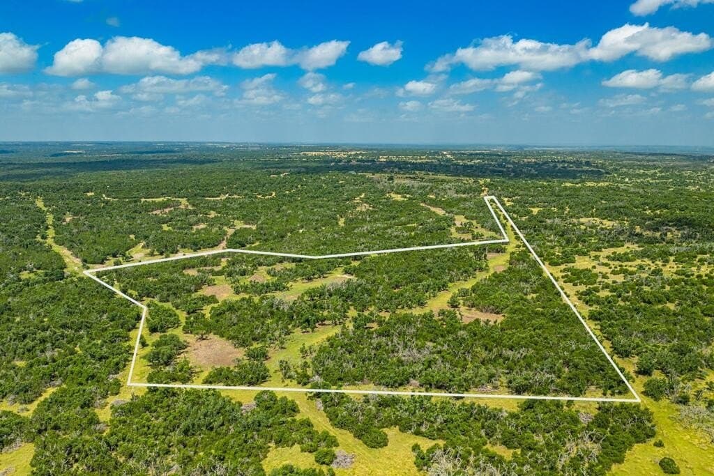 33.1 acres in Gillespie County - photo 7