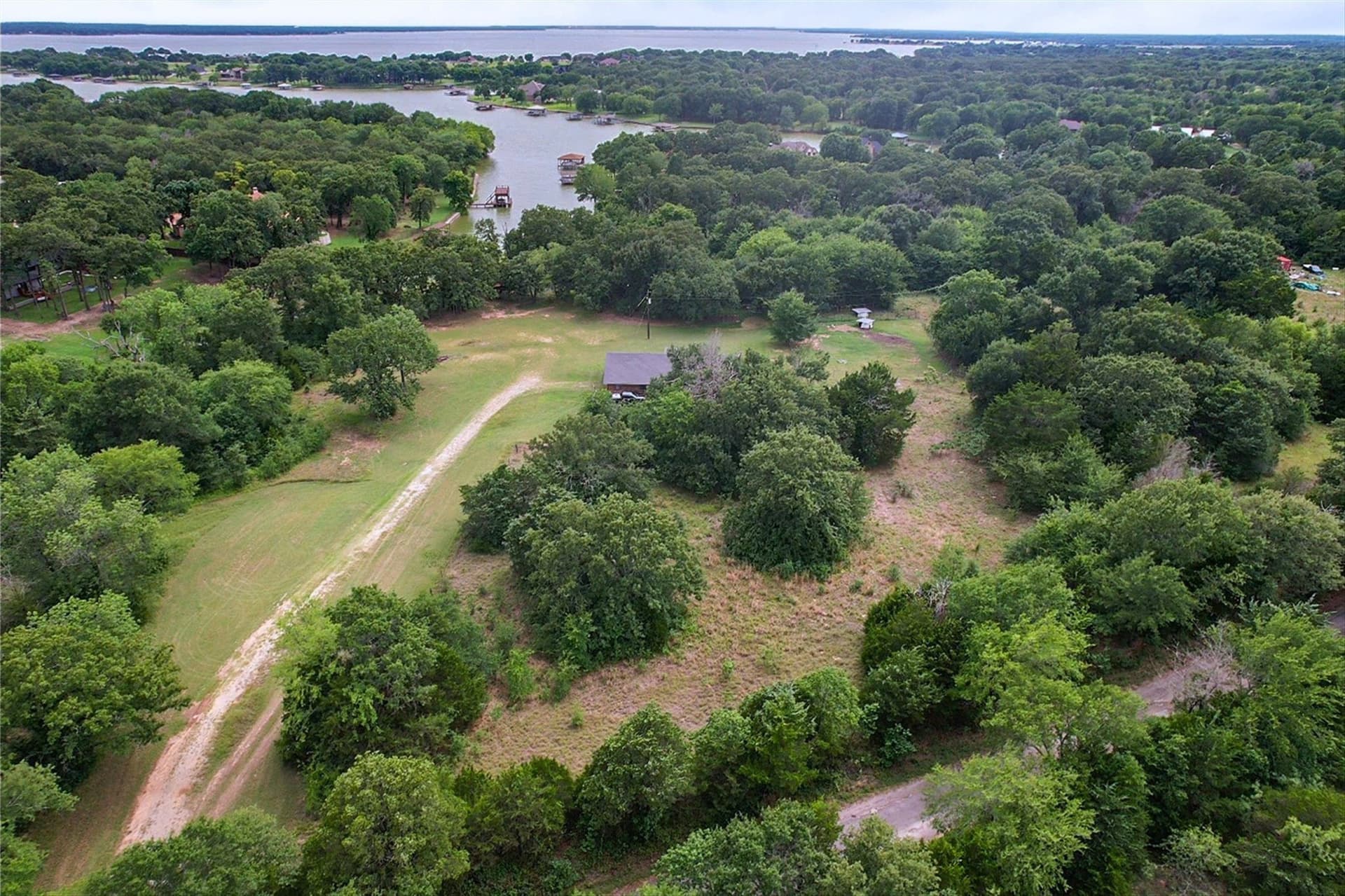 10.3 acres in Navarro County gallery image 3
