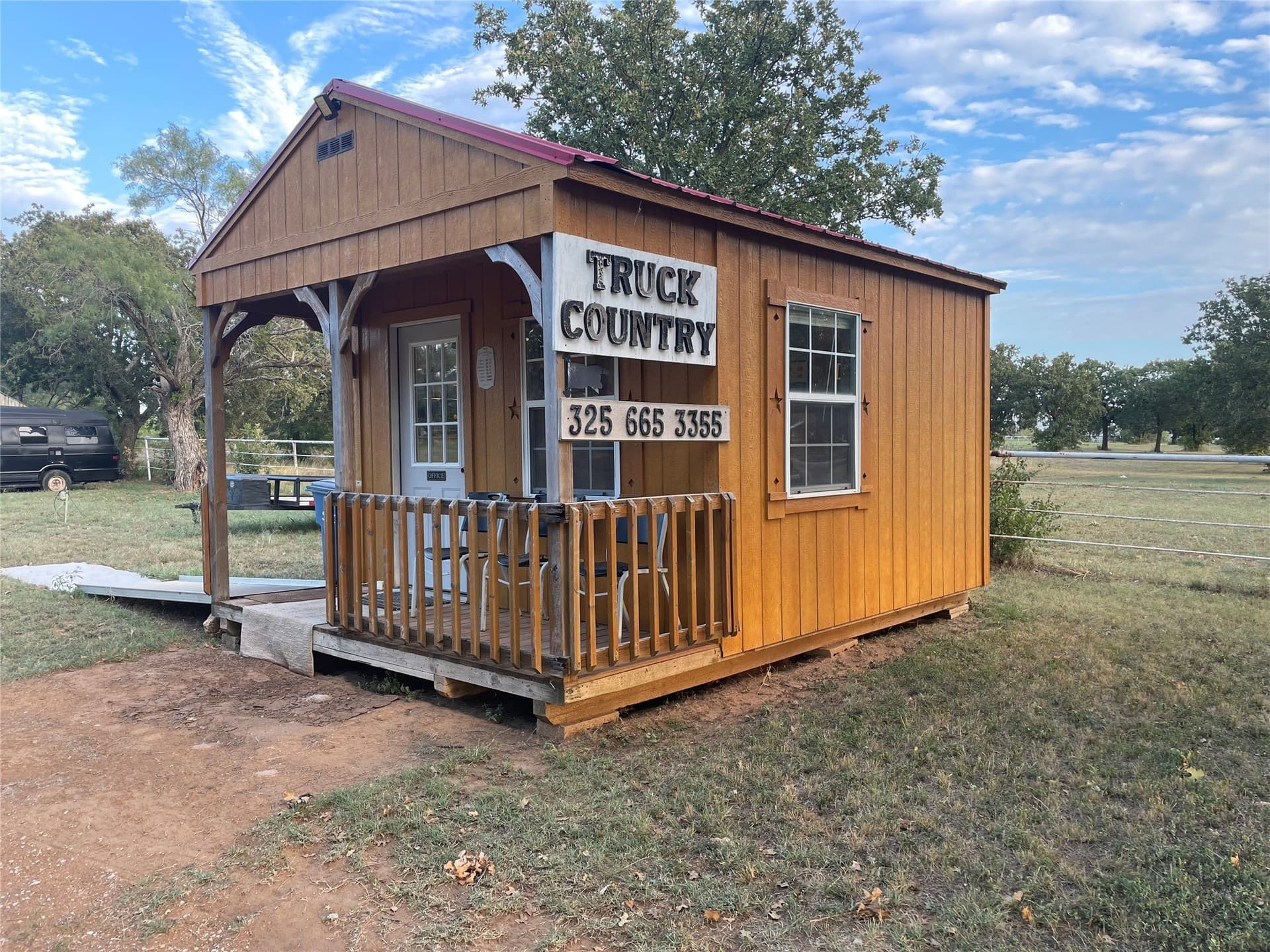 1.37 acres in Stephens County - photo 2