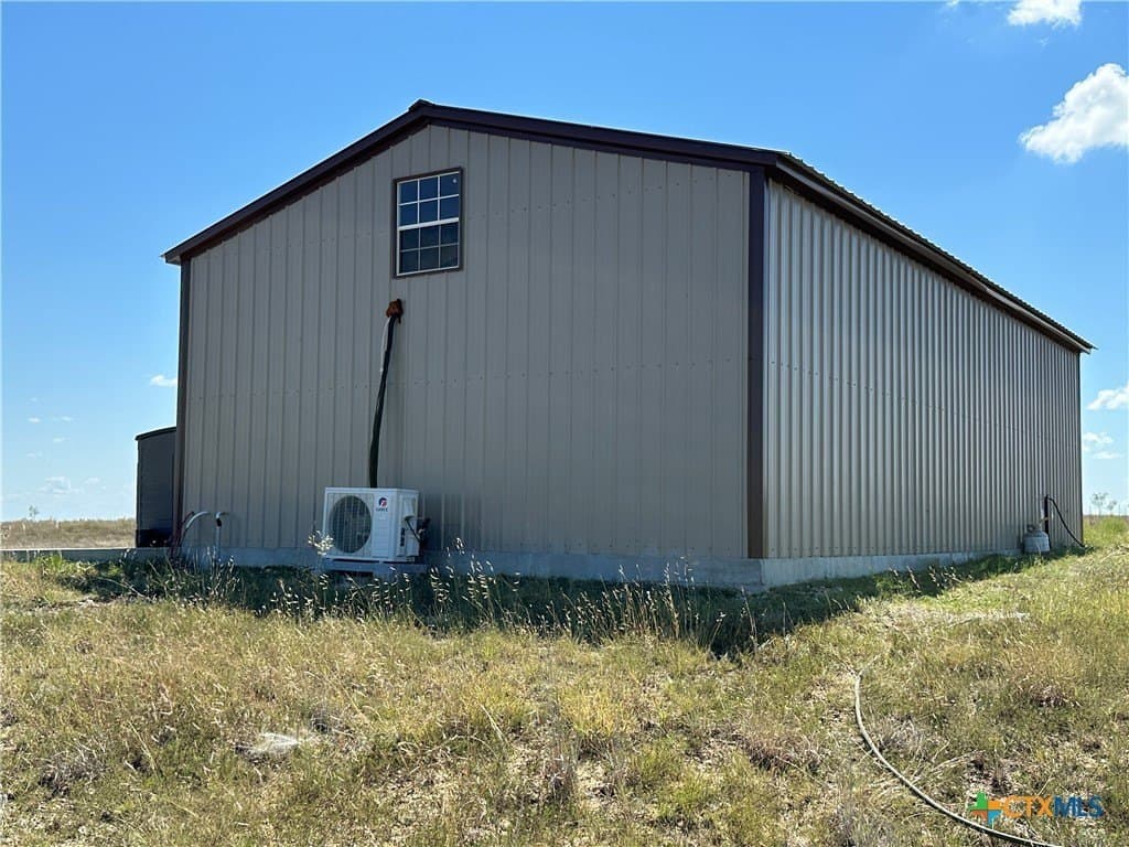 25.01 acres in Lampasas County - photo 8
