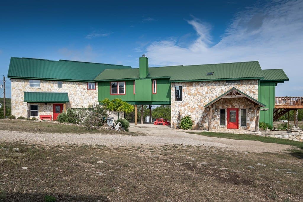 8.56 acres in Kerr County gallery image 2