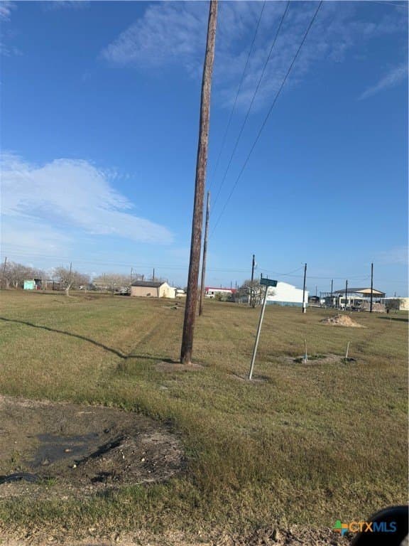0.5 acres in Jackson County gallery image 3