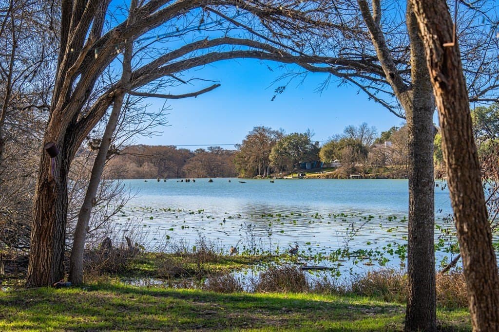 24.08 acres in Kerr County gallery image 2