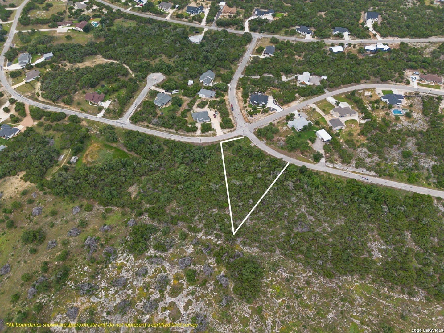 1 acres in Comal County gallery image 4