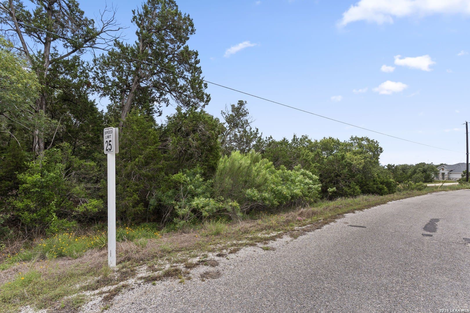 1 acres in Comal County gallery image 4
