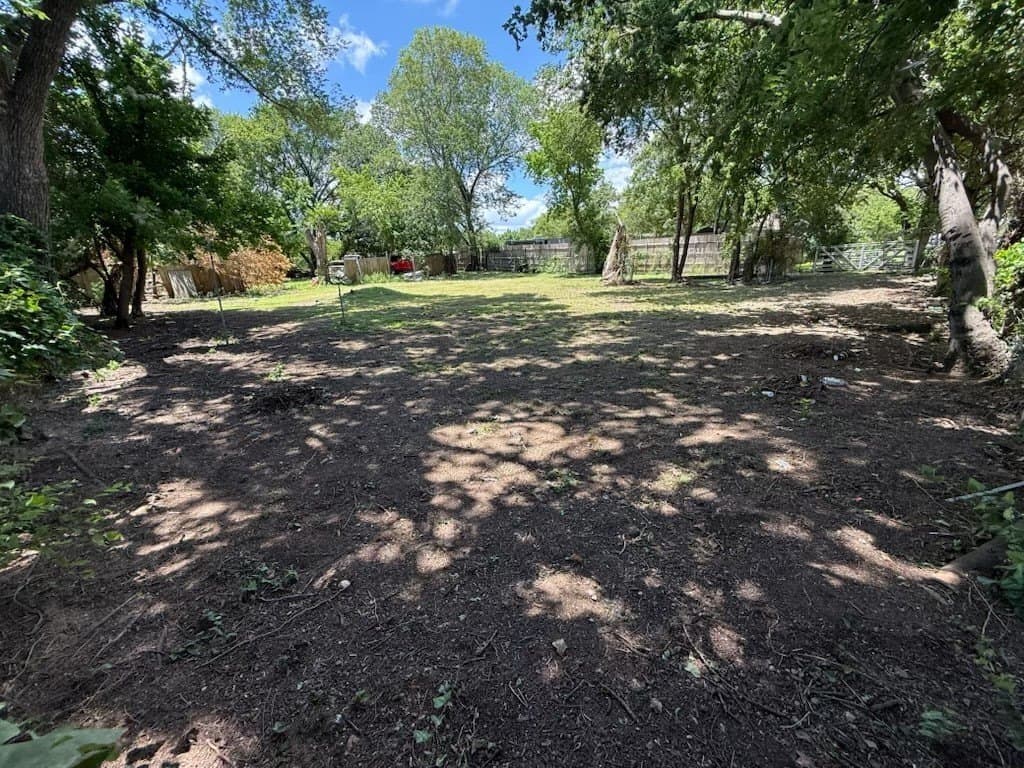 0.74 acres in Dallas County - photo 2