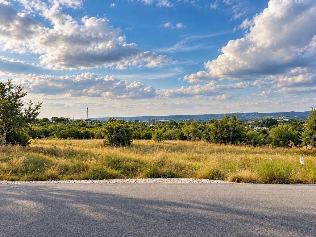 5.02 acres in Kerr County - photo 4