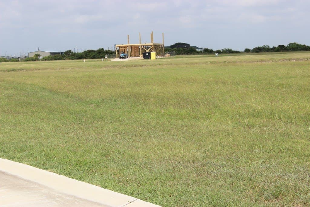 0.25 acres in Palacios Area County - photo 4