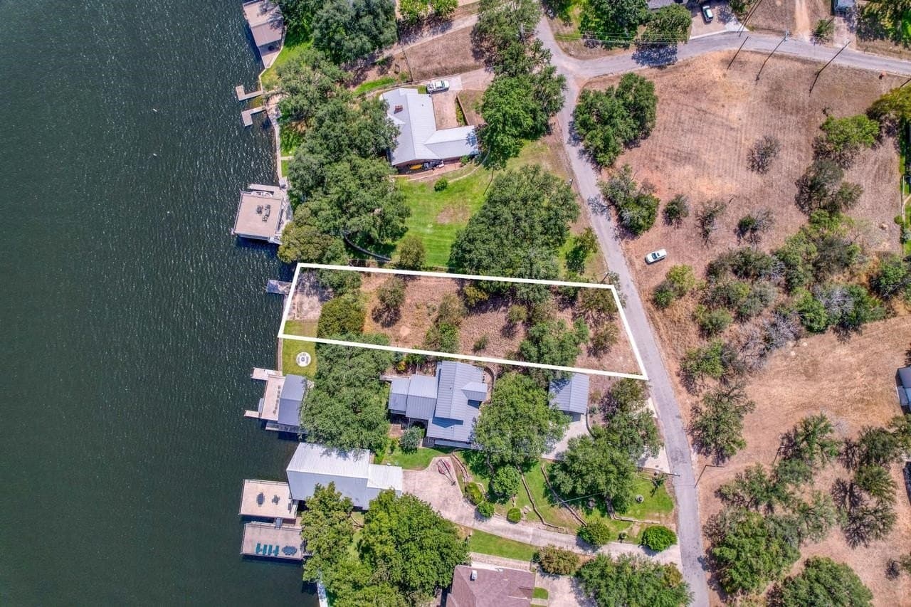 0.47 acres in Llano County gallery image 3