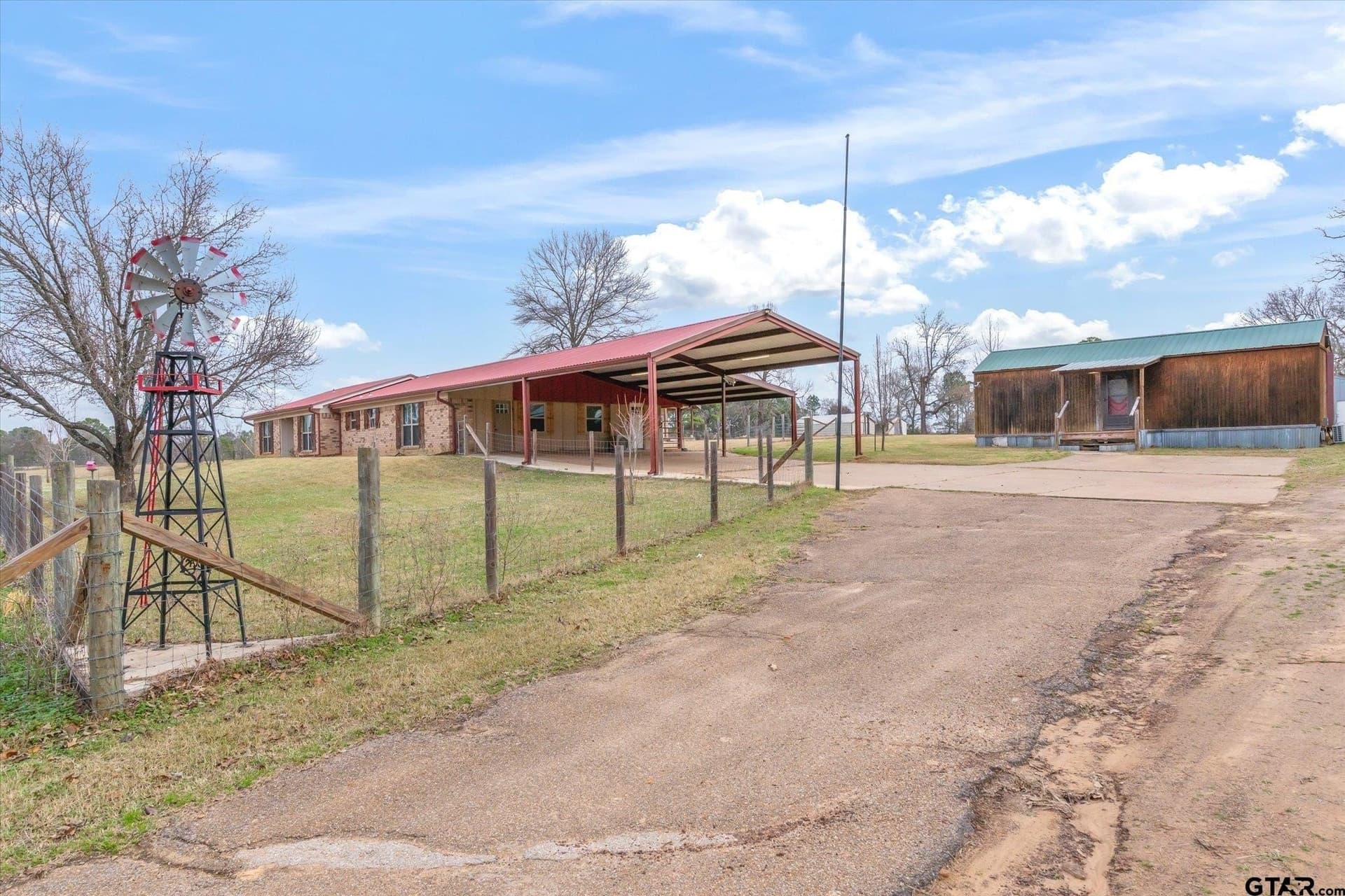 9.85 acres in Upshur County gallery image 2