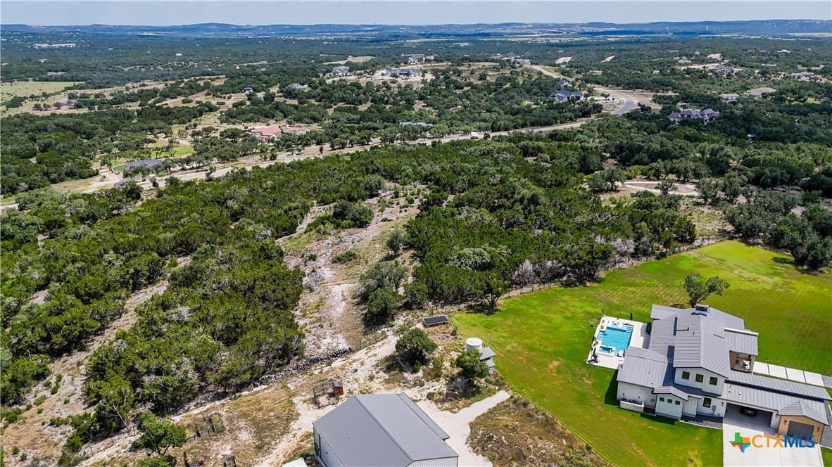 5.01 acres in Comal County - photo 9
