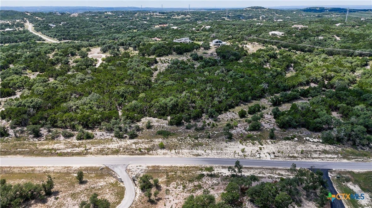 5.01 acres in Comal County - photo 7