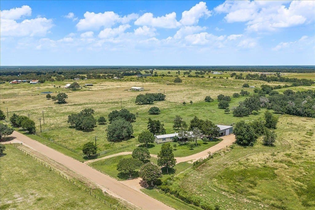 17.86 acres in Fayette County gallery image 2